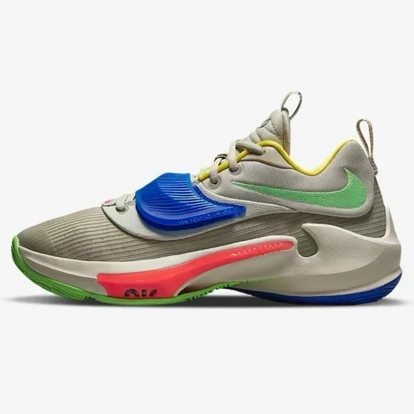 Nike Zoom Freak 3 Light Stone sz 9.5, 11